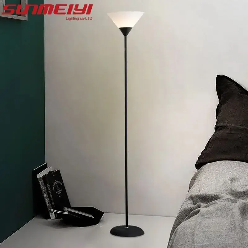 Nordische Minimalistische und  – Floor Lamp Tripod Bewertung und Preis